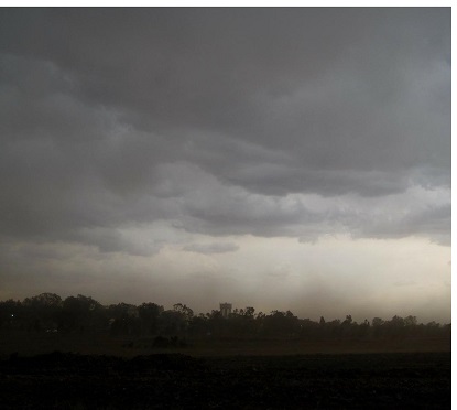 Gelapnya langit kita