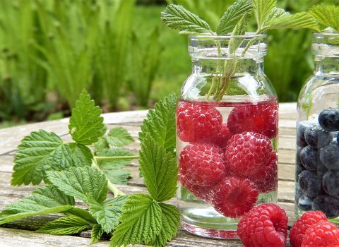 Beeren Infusion Himbeeren
