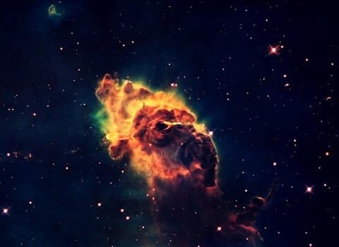 Kosmischer Phoenix Erwachen